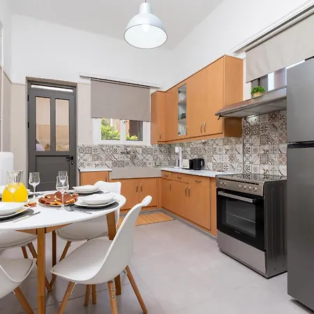 Apartment Goza Cozy House *